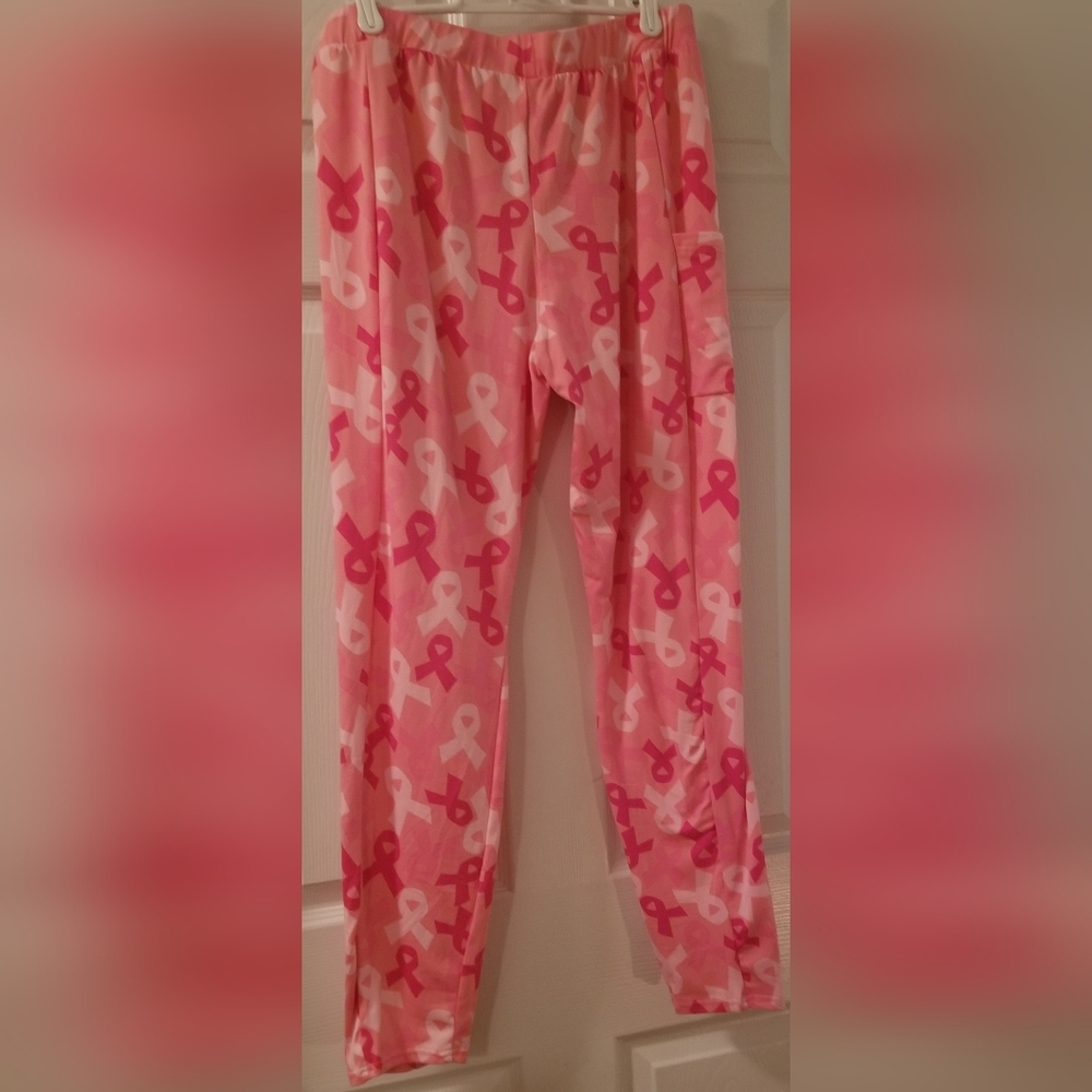 Pink and White Leggings with Ribbon Pattern. One Pocket on the Right Side.